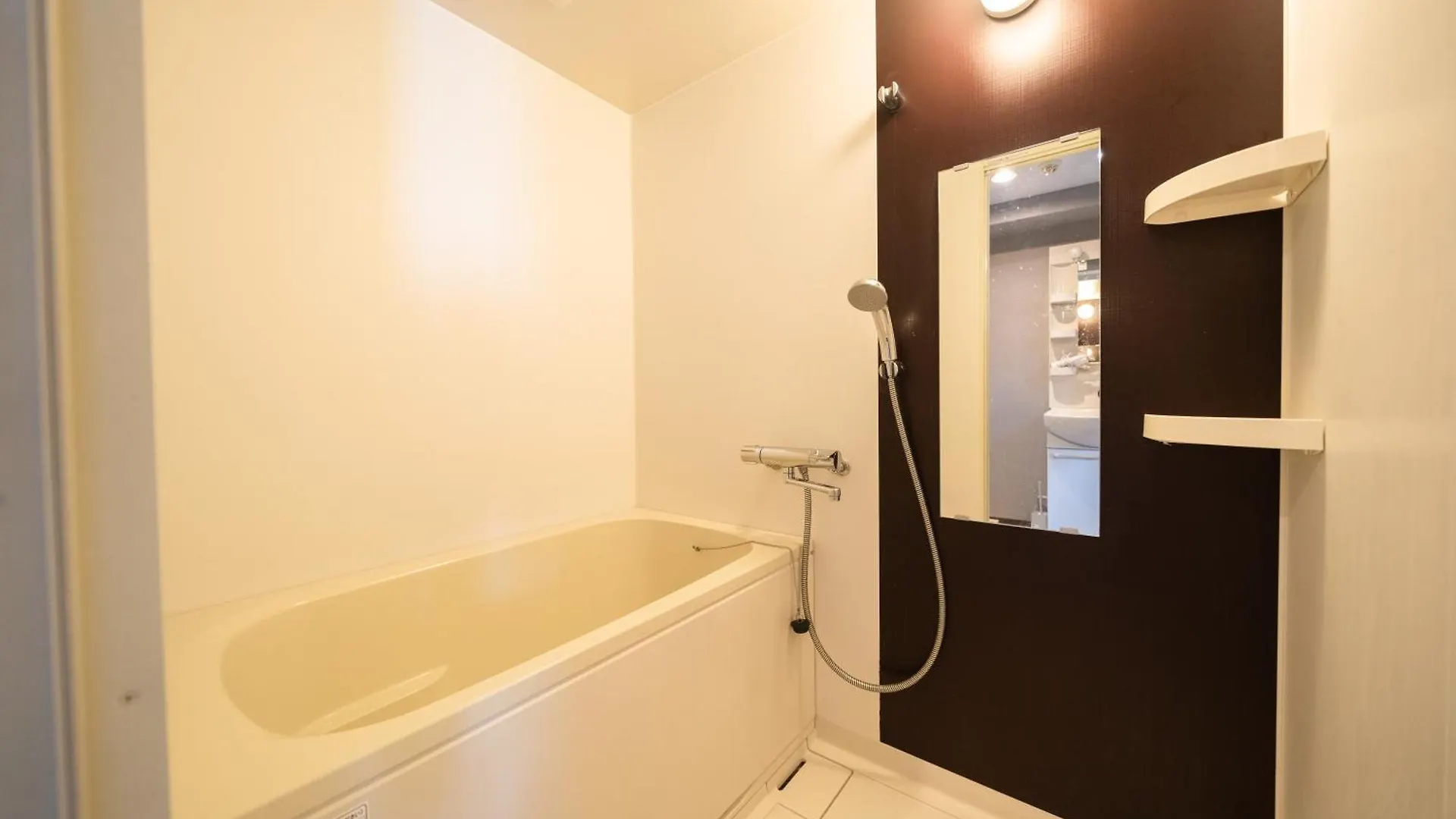 Apartment G新宿最中心 两室一厅 新宿三丁目车站4分 2 Rooms Shinjuku Center 4 Mins To St Max 7P 直达新宿 涉谷 表参道 池袋 上野 代代木 银座 原宿 Tokyo