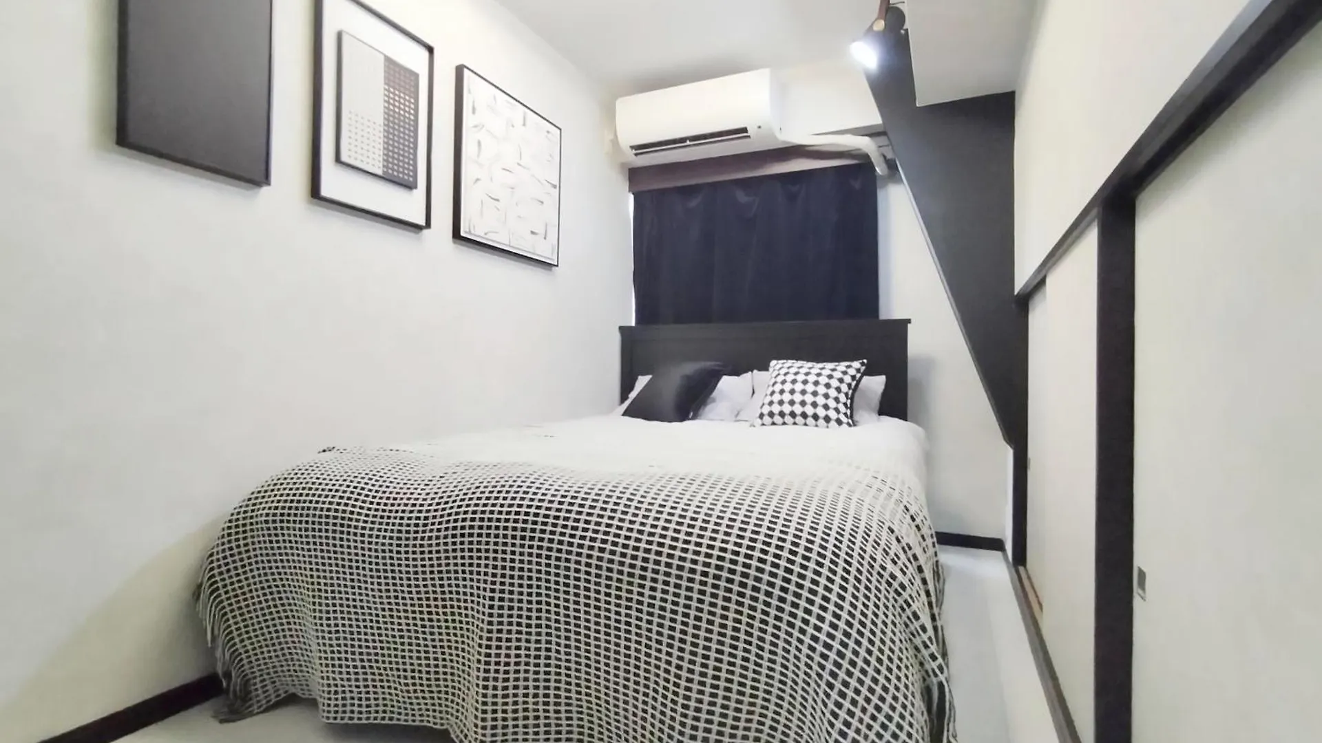 G新宿最中心 两室一厅 新宿三丁目车站4分 2 Rooms Shinjuku Center 4 Mins To St Max 7P 直达新宿 涉谷 表参道 池袋 上野 代代木 银座 原宿 Tokyo 0*,  Japan